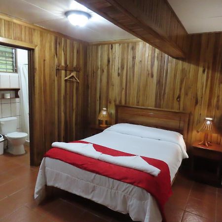 Hospedaje Mariposa Monteverde Extérieur photo