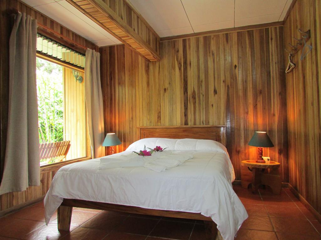 Hospedaje Mariposa Monteverde Chambre photo