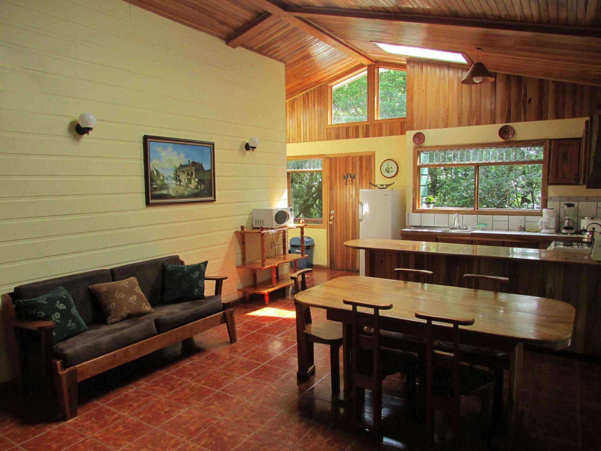 Hospedaje Mariposa Monteverde Extérieur photo